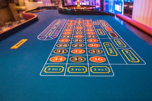 SA Gaming multi-camera studio on gadun with professional dealer and multiple viewing angles